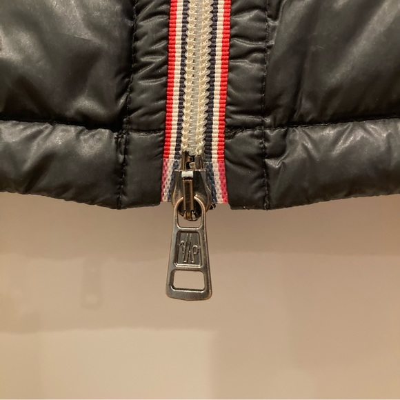 Moncler Douret Short Down Jacket Black Goose Down Puffer Authentic Hooded - Picture 6 of 15